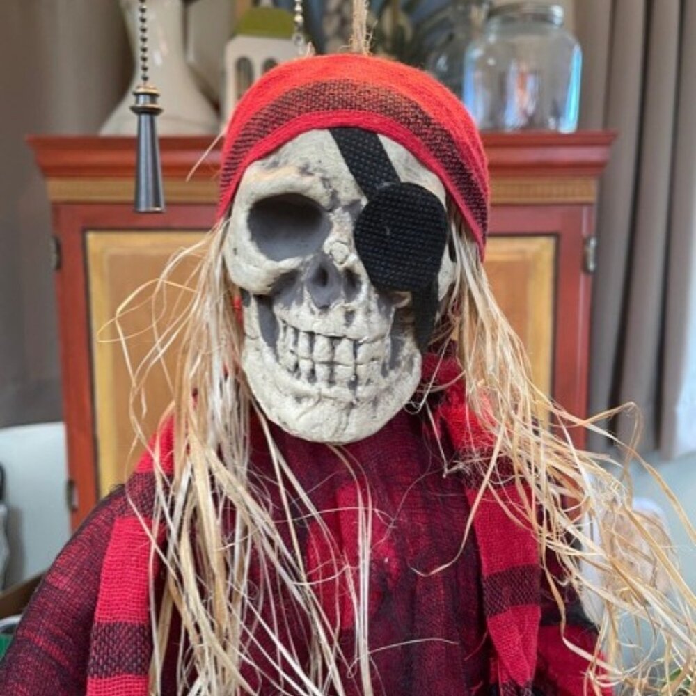 2 Spooky Halloween Hanging Skeleton Pirates (ready to ship for Halloween!) - Picture 11 of 14